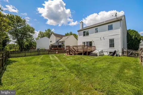 Exterior - 3 Whaley Ct, Sterling, VA 20165 photo 5 of 12