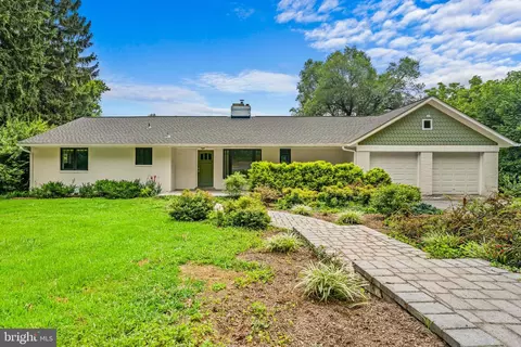 39030 Mount Gilead Rd, Leesburg, VA 20175