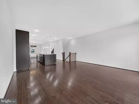 Living - 20415 Codman Dr, Ashburn, VA 20147 photo 3 of 4