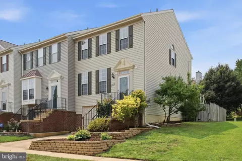 Exterior - 43455 Postrail Sq, Ashburn, VA 20147 photo 6 of 6