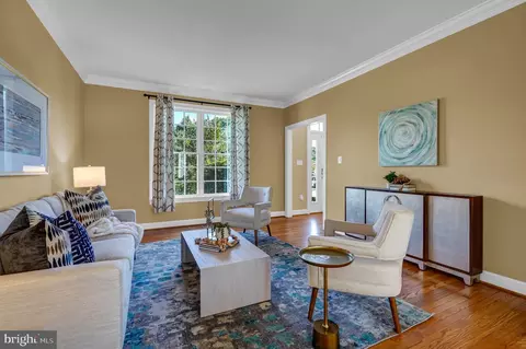 Living - 45917 Pullman Ct, Sterling, VA 20164 photo 2 of 5