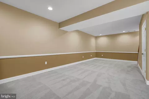 Other - 45917 Pullman Ct, Sterling, VA 20164 photo 10 of 17
