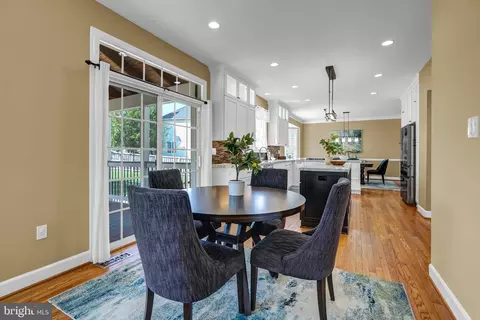Dining - 45917 Pullman Ct, Sterling, VA 20164 photo 4 of 4