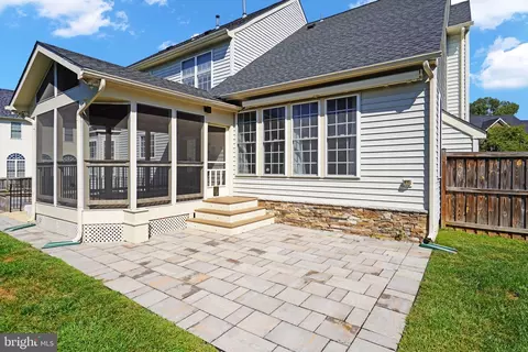 Exterior - 45917 Pullman Ct, Sterling, VA 20164 photo 4 of 7
