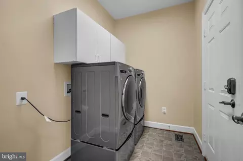 Other - 45917 Pullman Ct, Sterling, VA 20164 photo 14 of 17