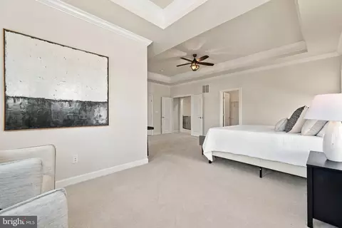 Bedroom - 20646 Holyoke Dr, Ashburn, VA 20147 photo 6 of 9