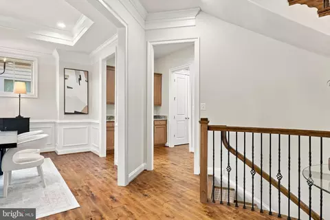Entry Way - 20646 Holyoke Dr, Ashburn, VA 20147 photo 7 of 29