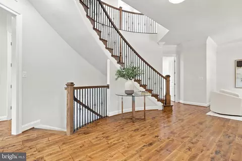 Entry Way - 20646 Holyoke Dr, Ashburn, VA 20147 photo 1 of 29