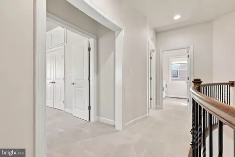 Entry Way - 20646 Holyoke Dr, Ashburn, VA 20147 photo 22 of 29