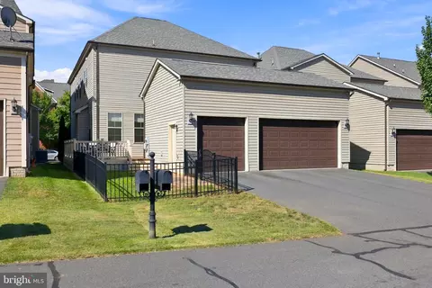Other - 20646 Holyoke Dr, Ashburn, VA 20147 photo 31 of 31