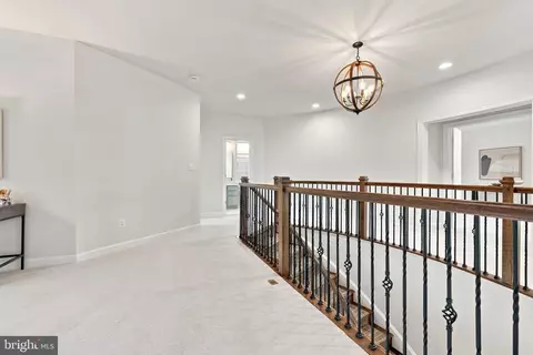 Entry Way - 20646 Holyoke Dr, Ashburn, VA 20147 photo 20 of 29