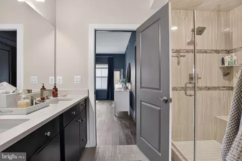 Entry Way - 43479 Charitable St, Ashburn, VA 20148 photo 5 of 6
