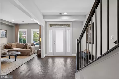 Entry Way - 43479 Charitable St, Ashburn, VA 20148 photo 1 of 6