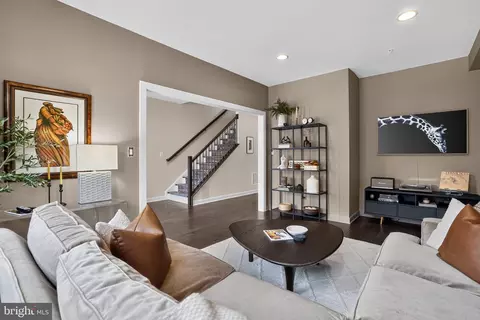 Entry Way - 43479 Charitable St, Ashburn, VA 20148 photo 2 of 6