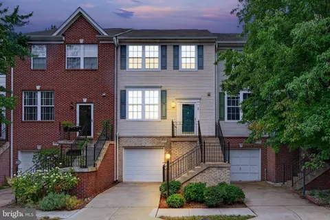 21496 Foche Ter, Broadlands, VA 20148