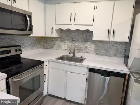 Kitchen - 109 N Emory Dr, Sterling, VA 20164 photo 1 of 4