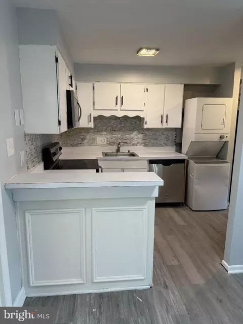 Kitchen - 109 N Emory Dr, Sterling, VA 20164 photo 3 of 4