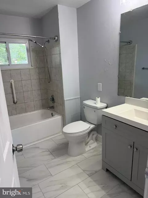 Bath - 109 N Emory Dr, Sterling, VA 20164 photo 1 of 3