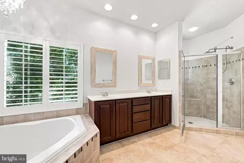 Bath - 42717 Explorer Dr, Brambleton, VA 20148 photo 1 of 1
