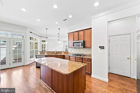 Kitchen - 42717 Explorer Dr, Brambleton, VA 20148 photo 4 of 4