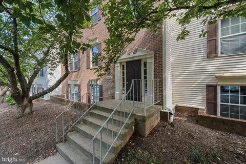 1116 Huntmaster Ter NE #102, Leesburg, VA 20176