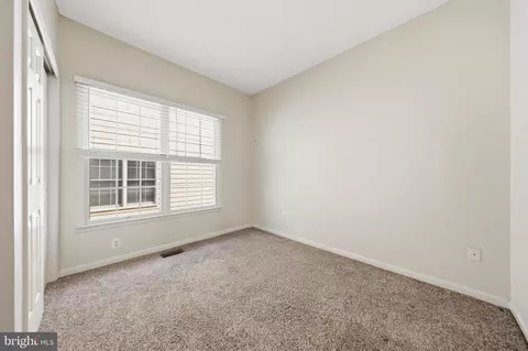 Other - 25948 Donovan Dr, Chantilly, VA 20152 photo 3 of 14