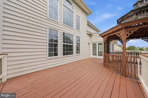 Exterior - 25948 Donovan Dr, Chantilly, VA 20152 photo 14 of 14