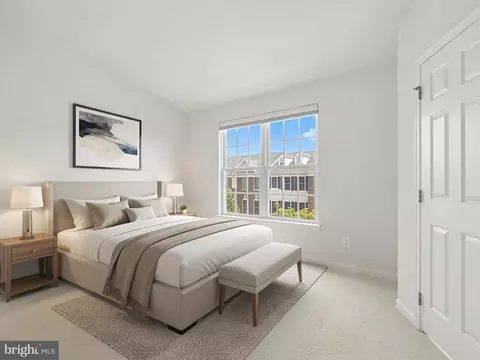 Bedroom - 42896 Pamplin Ter, Chantilly, VA 20152 photo 4 of 7