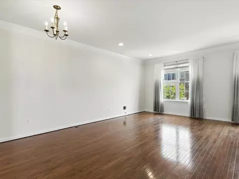 Living - 42896 Pamplin Ter, Chantilly, VA 20152 photo 1 of 3