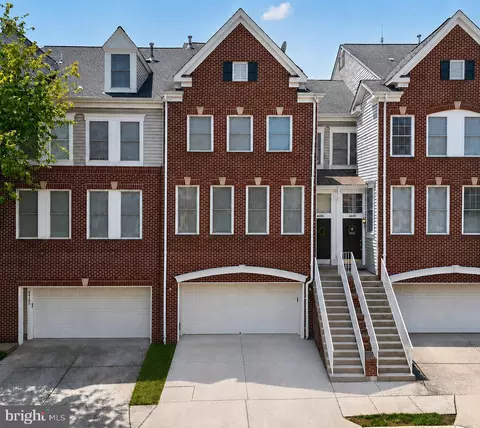 46183 Cecil Ter, Sterling, VA 20165