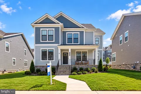 42755 Cannon Chapel Dr, Leesburg, VA 20176