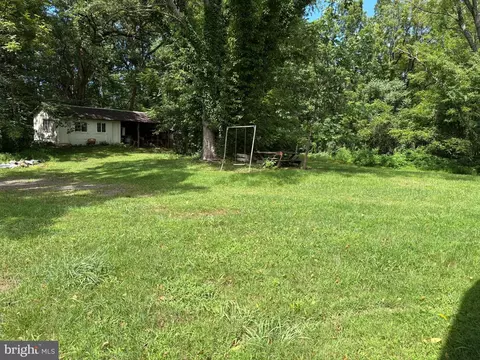 Exterior - 40114 Braddock Rd, Aldie, VA 20105 photo 6 of 10