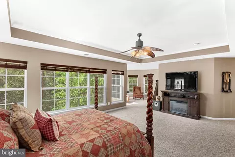 Other - 42755 Chatelain Cir, Brambleton, VA 20148 photo 15 of 38