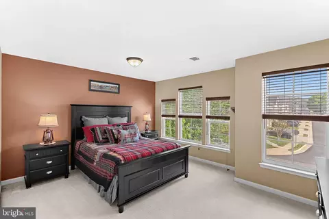 Bedroom - 42755 Chatelain Cir, Brambleton, VA 20148 photo 2 of 5