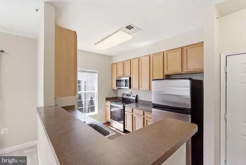 Kitchen - 22668 Blue Elder Ter #304, Brambleton, VA 20148 photo 1 of 4