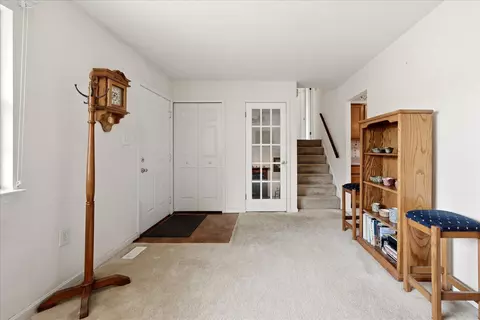 Entry Way - 7 Red Wing Ct, Sterling, VA 20164 photo 1 of 2