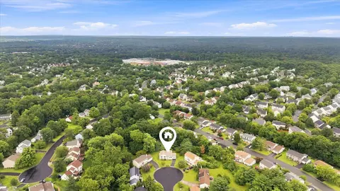 View/Area - 7 Red Wing Ct, Sterling, VA 20164 photo 1 of 4