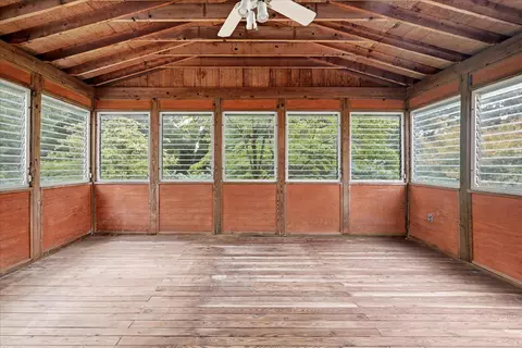 Exterior - 7 Red Wing Ct, Sterling, VA 20164 photo 6 of 9