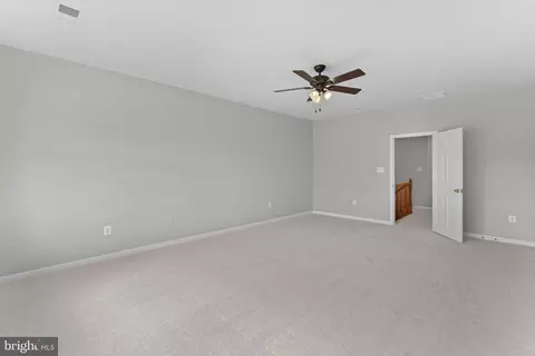 Bedroom - 44253 Huron Ter, Ashburn, VA 20147 photo 2 of 10