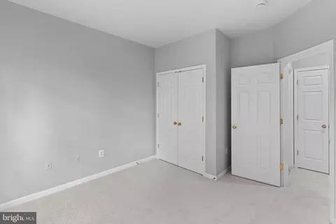 Bedroom - 44253 Huron Ter, Ashburn, VA 20147 photo 7 of 10