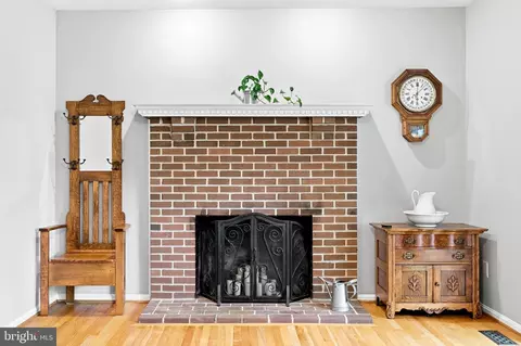 Other - 43312 Wayside Cir, Ashburn, VA 20147 photo 8 of 24