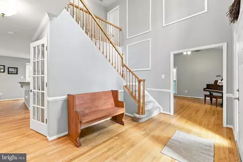 Entry Way - 43312 Wayside Cir, Ashburn, VA 20147 photo 4 of 16