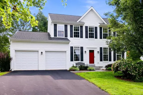17216 Rosecliff, Round Hill, VA 20141