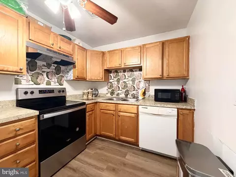 Kitchen - 115 E Concord Ct, Sterling, VA 20164 photo 2 of 3