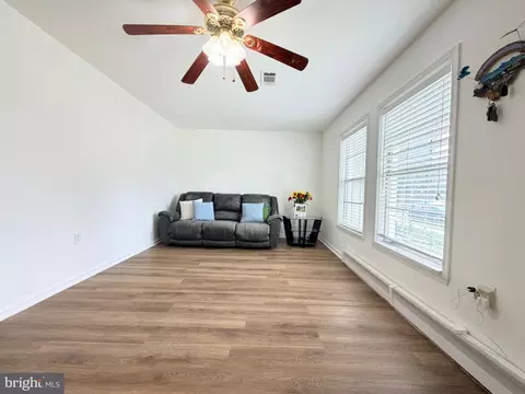 Living - 115 E Concord Ct, Sterling, VA 20164 photo 2 of 2