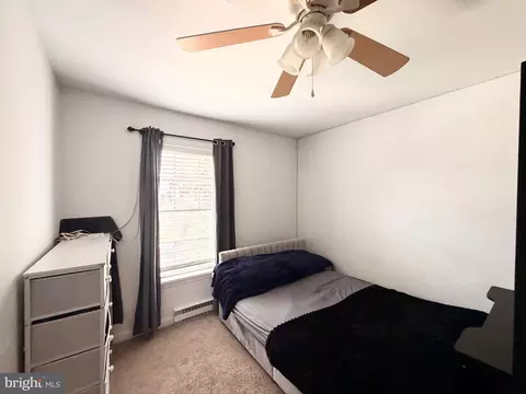 Bedroom - 115 E Concord Ct, Sterling, VA 20164 photo 2 of 6