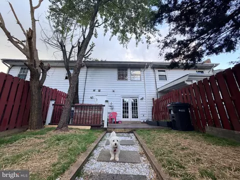 115 E Concord Ct, Sterling, VA 20164