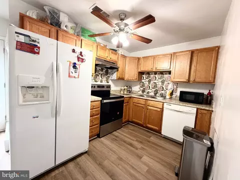 Kitchen - 115 E Concord Ct, Sterling, VA 20164 photo 3 of 3