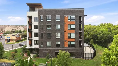 44691 Wellfleet Dr #202, Ashburn, VA 20147