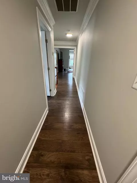 Entry Way - 20153 Valhalla Sq, Ashburn, VA 20147 photo 8 of 14